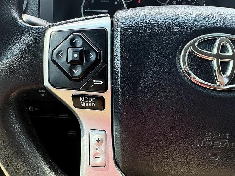 Toyota Tundra  2017