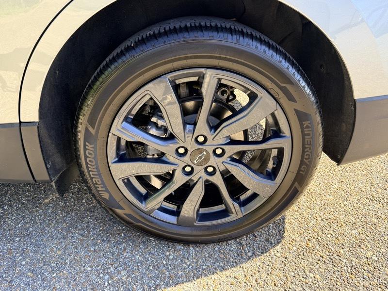 Chevrolet Equinox RS 2WD 2024