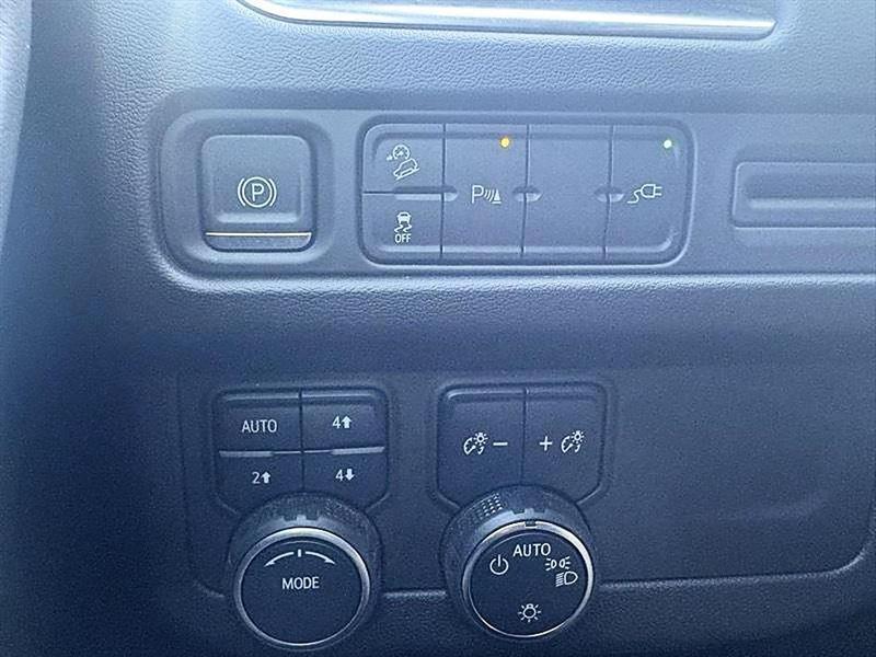 Chevrolet Tahoe  2021