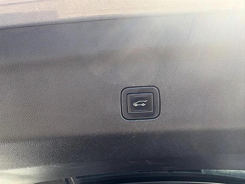 Chevrolet Tahoe  2021