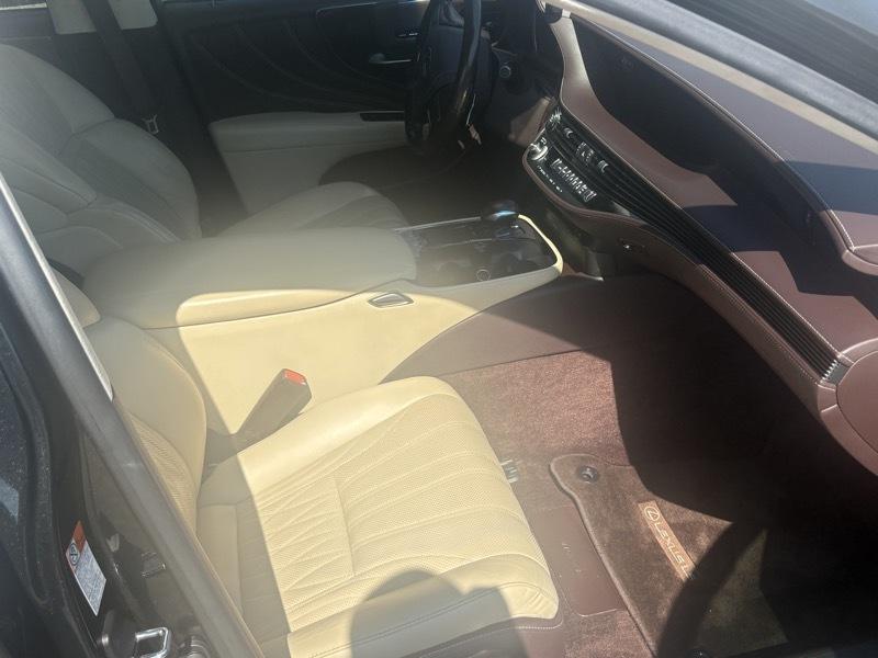 Lexus LS  2018
