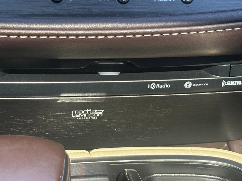 Lexus LS  2018