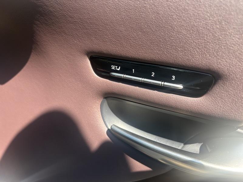Lexus LS  2018