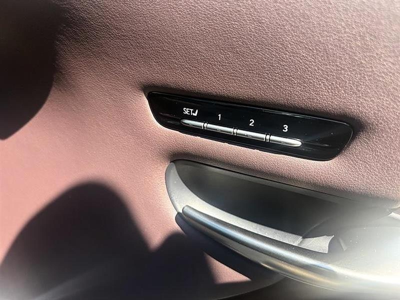 Lexus LS  2018