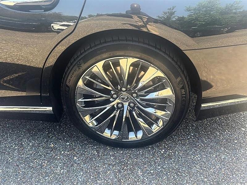 Lexus LS  2018