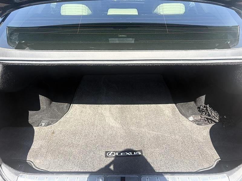 Lexus LS  2018