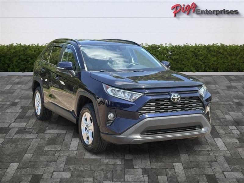 Toyota RAV4  2021