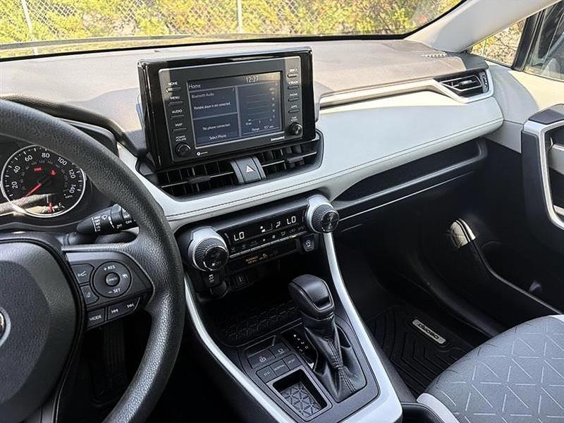 Toyota RAV4  2021