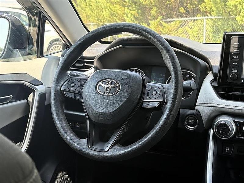 Toyota RAV4  2021