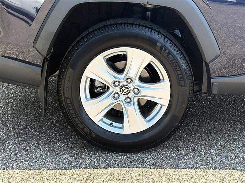 Toyota RAV4  2021