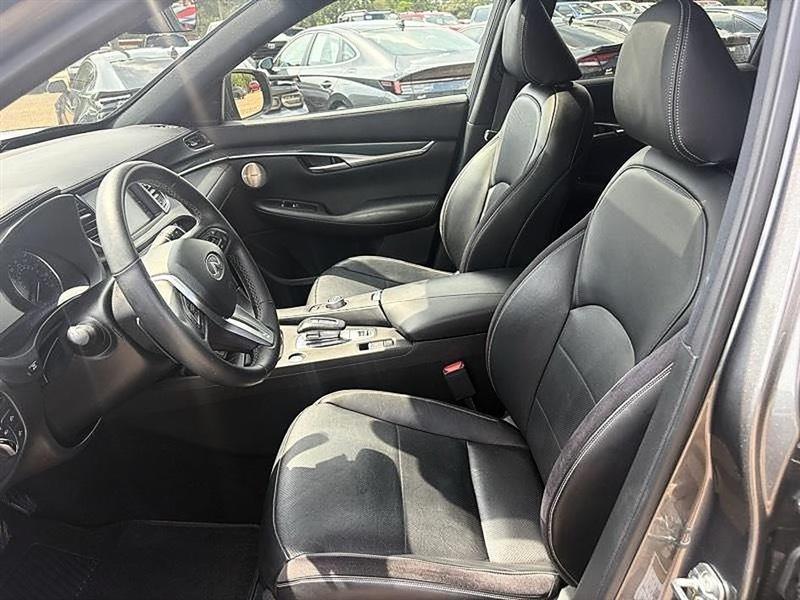 Infiniti QX50  2023