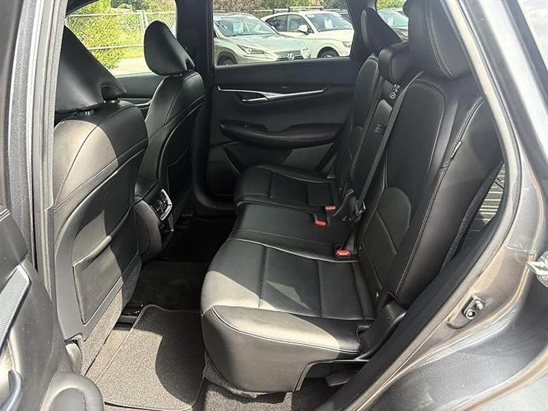 Infiniti QX50  2023