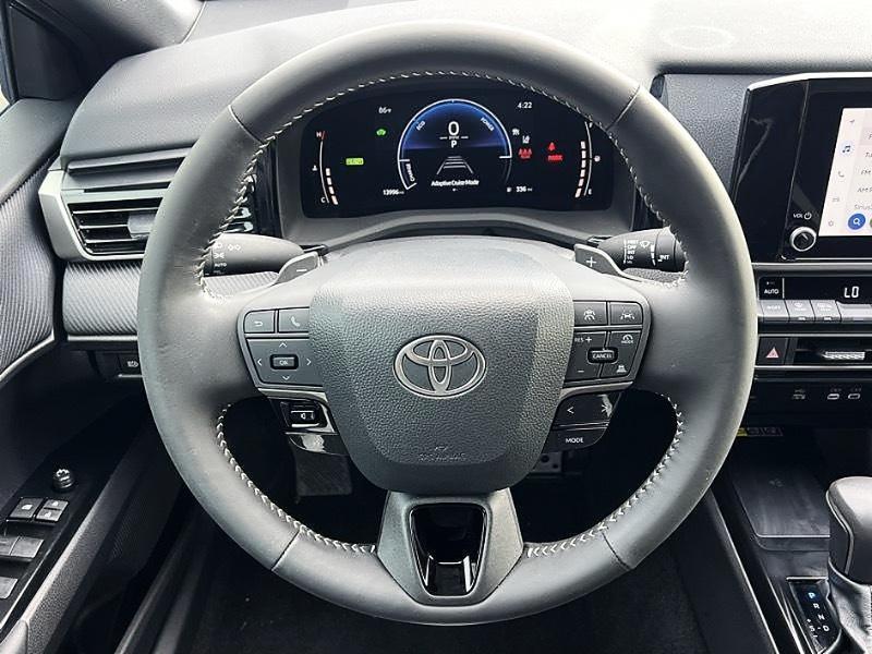 Toyota Camry SE 2026