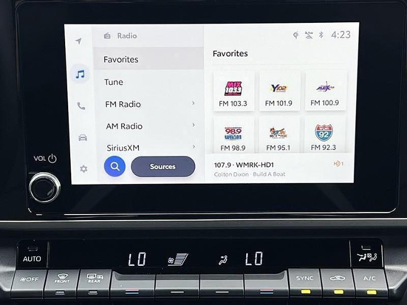 Toyota Camry SE 2026