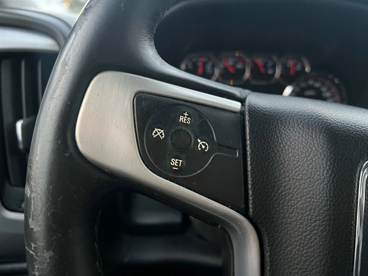 GMC Sierra 1500 SLE Crew Cab 4WD 2014