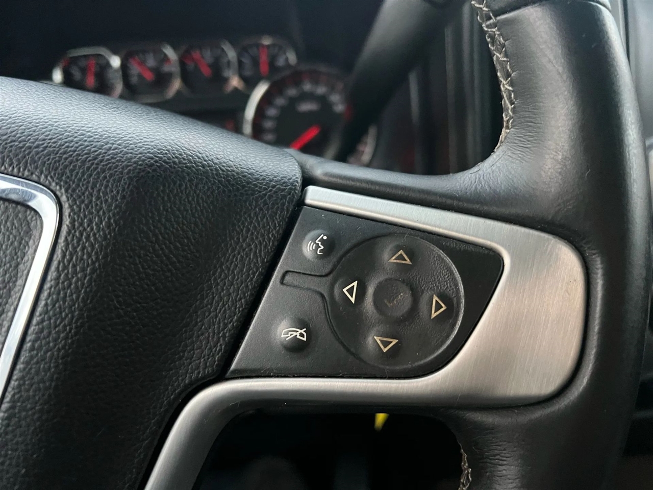 GMC Sierra 1500 SLE Crew Cab 4WD 2014