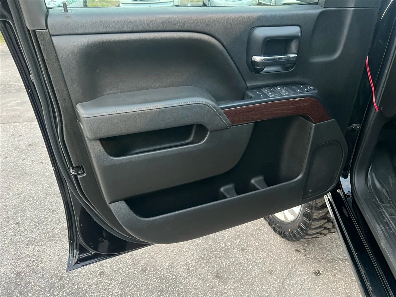 GMC Sierra 1500 SLE Crew Cab 4WD 2014