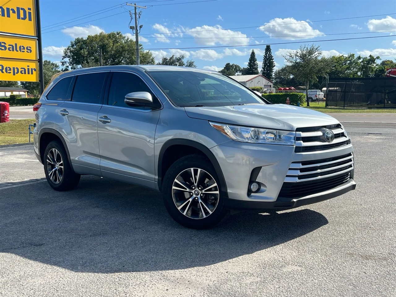 2017 Toyota Highlander LE Plus FWD V6