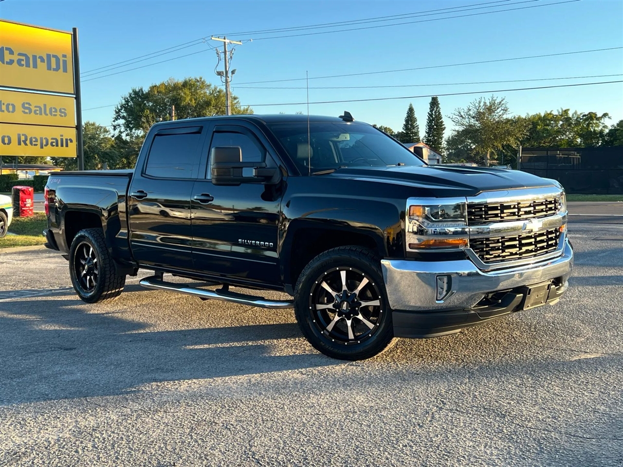 2018 Chevrolet Silverado 1500 LT Crew Cab 4WD