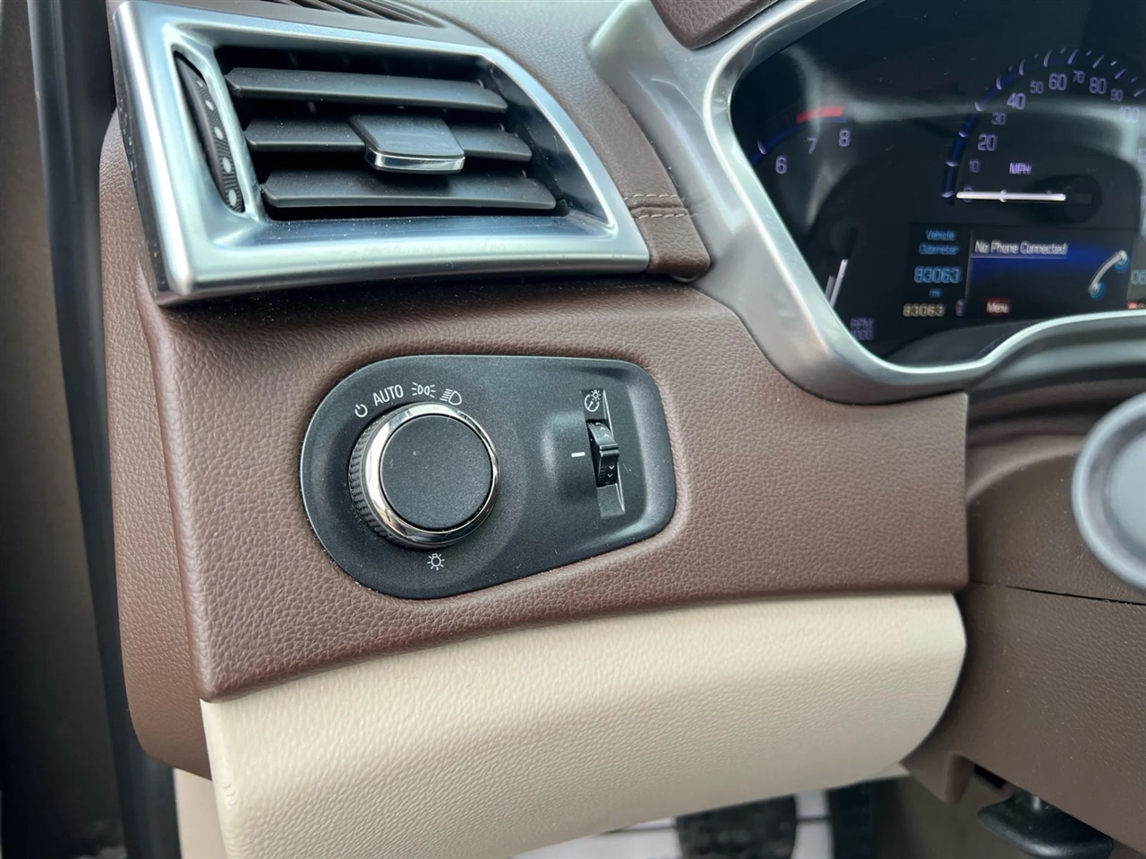 Cadillac SRX Luxury Collection FWD 2015