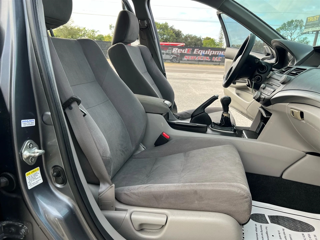 Honda Accord LX sedan 2011