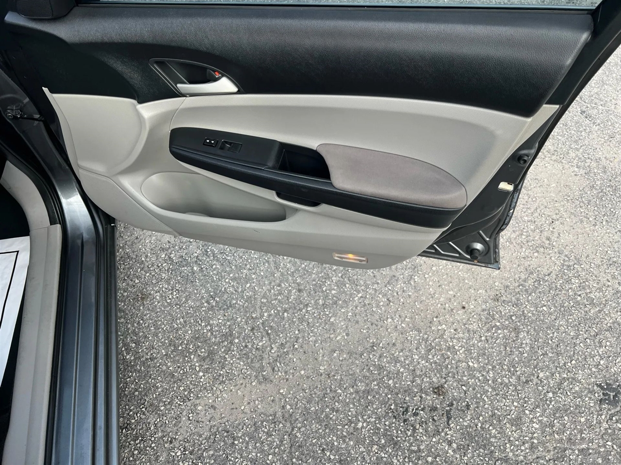 Honda Accord LX sedan 2011