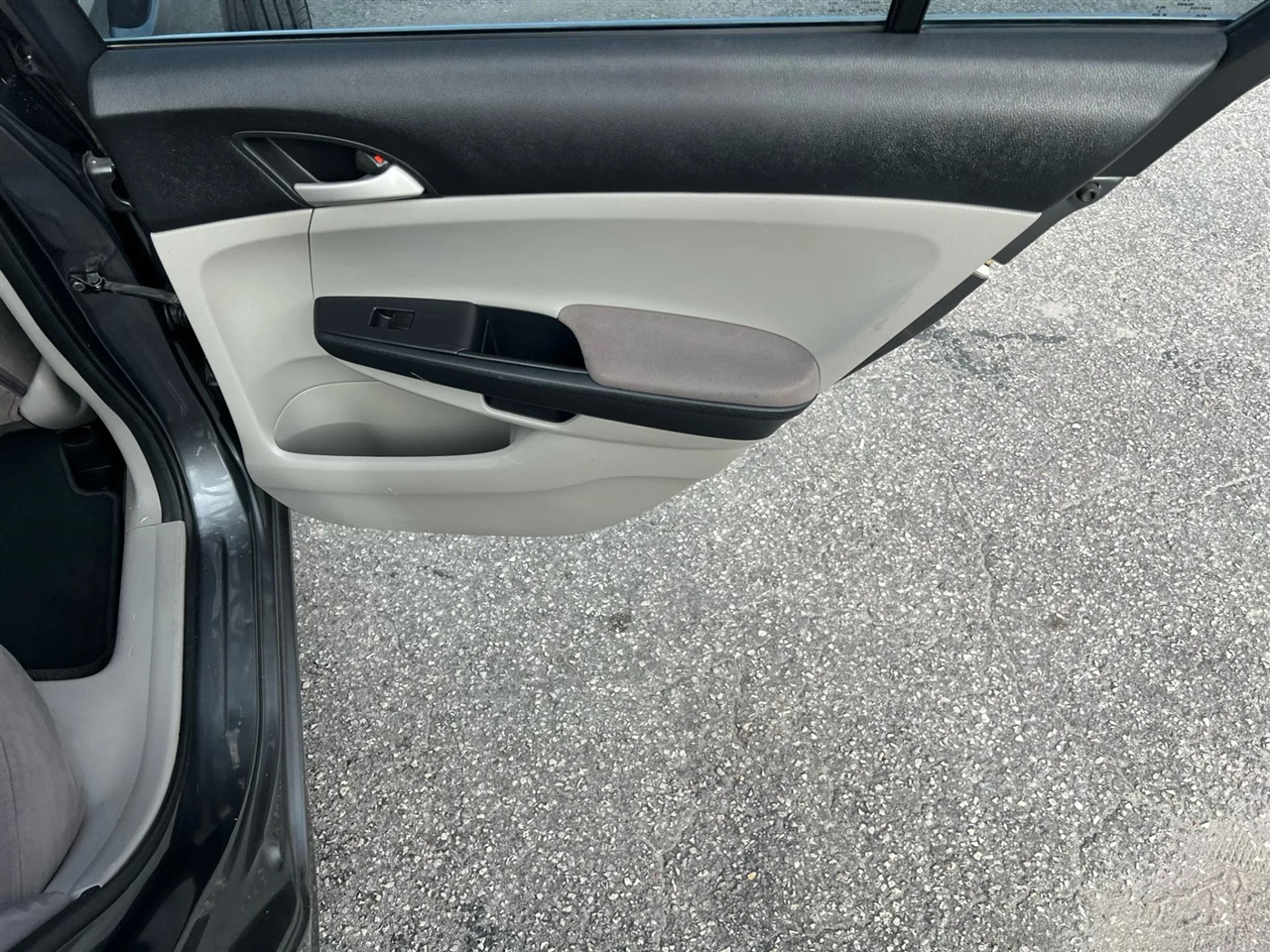 Honda Accord LX sedan 2011