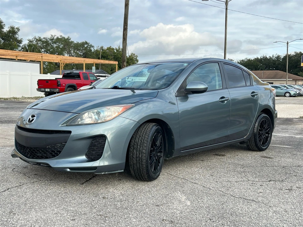 Mazda MAZDA3 i Sport 4-Door 2013