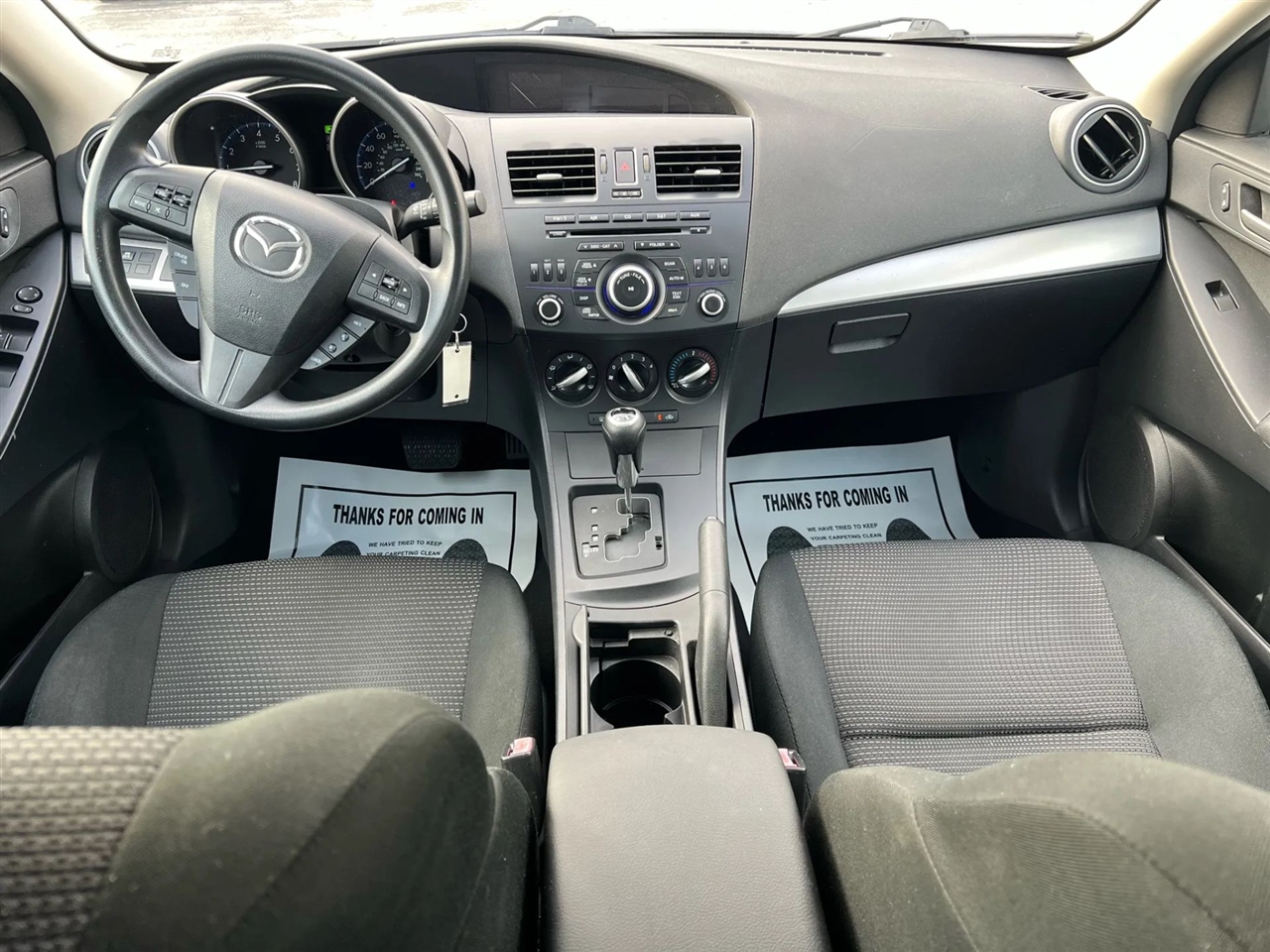 Mazda MAZDA3 i Sport 4-Door 2013