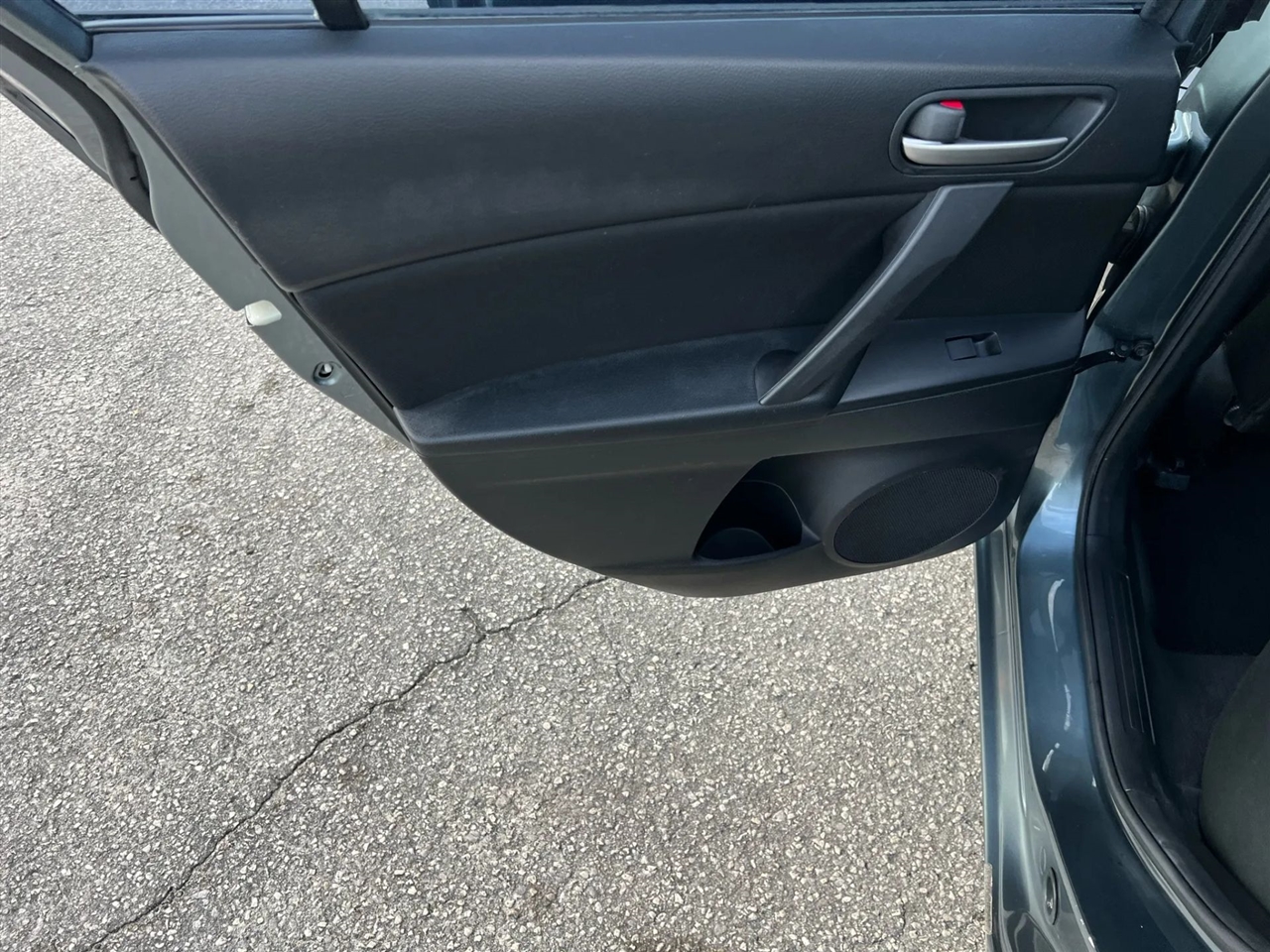 Mazda MAZDA3 i Sport 4-Door 2013