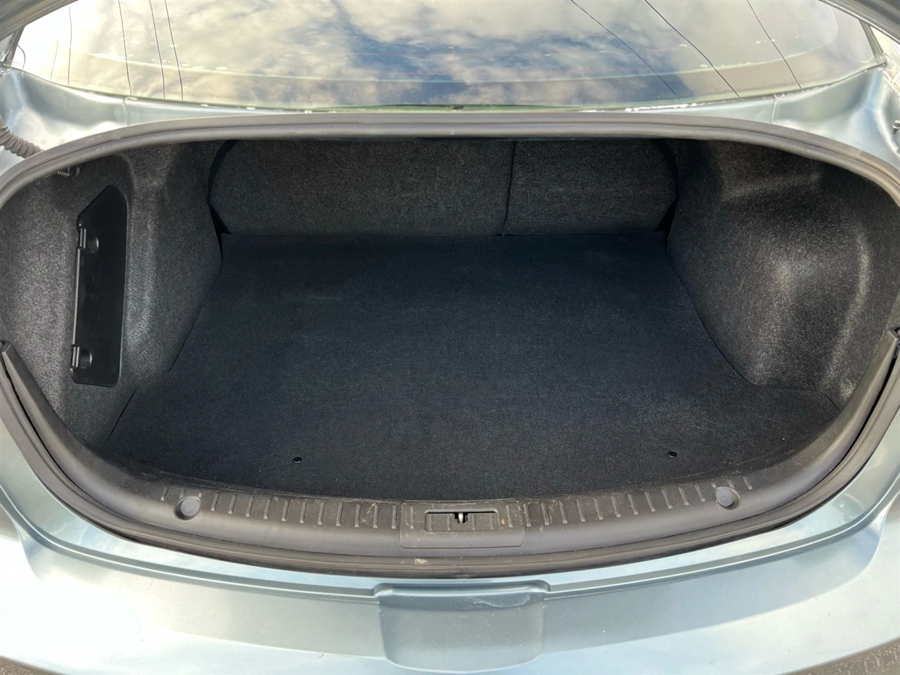 Mazda MAZDA3 i Sport 4-Door 2013