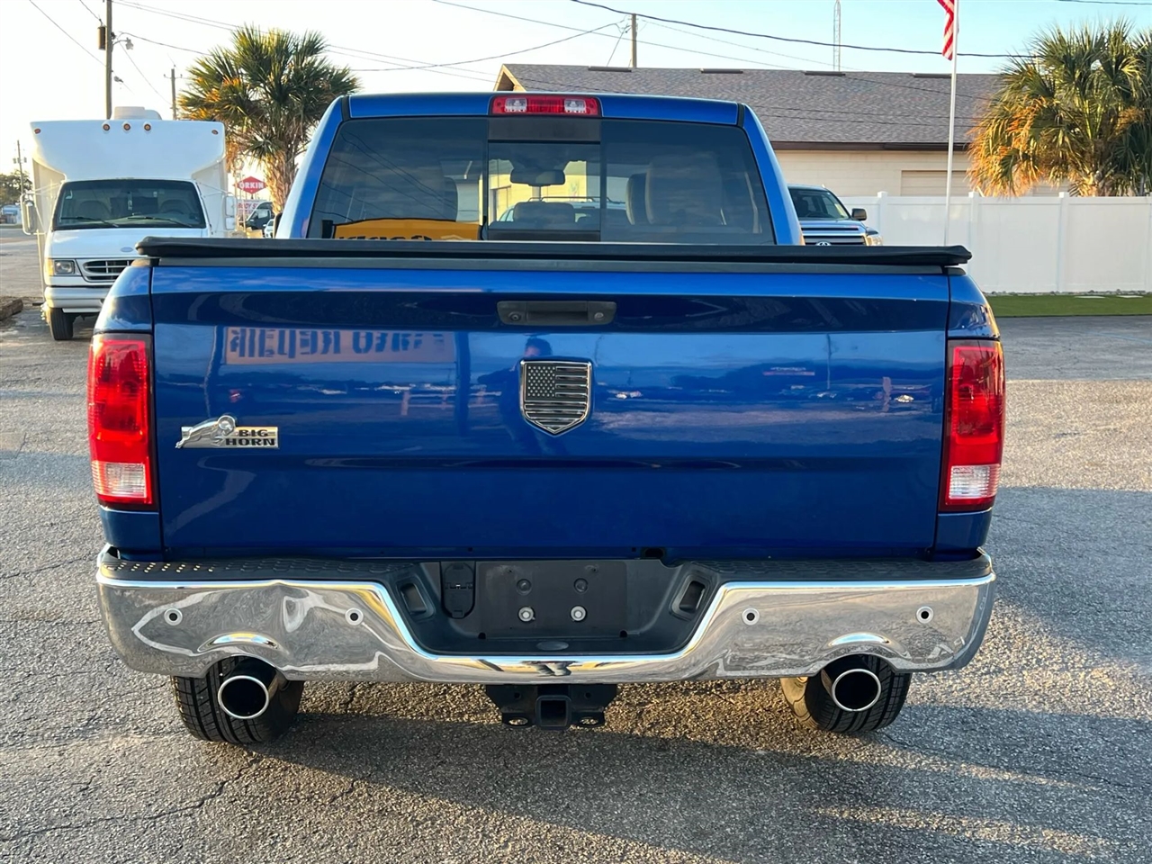 RAM 1500 SLT Crew Cab SWB 2WD 2016