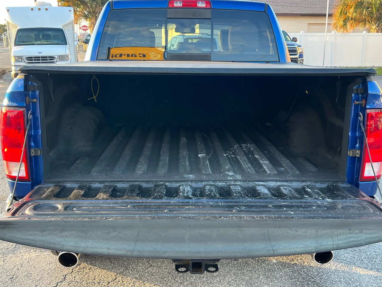 RAM 1500 SLT Crew Cab SWB 2WD 2016