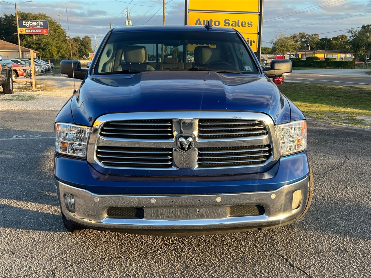 RAM 1500 SLT Crew Cab SWB 2WD 2016