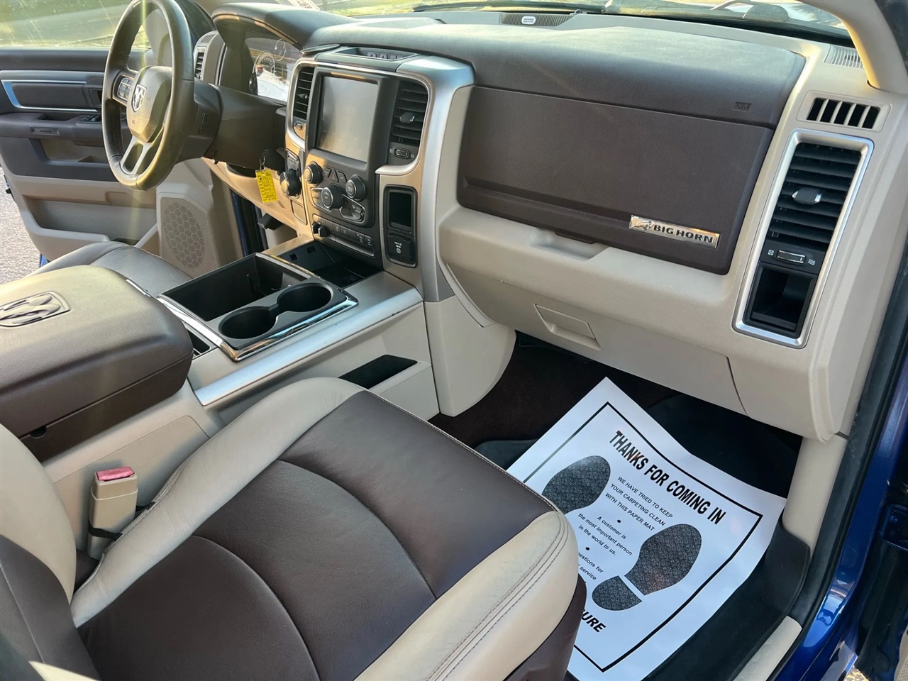 RAM 1500 SLT Crew Cab SWB 2WD 2016