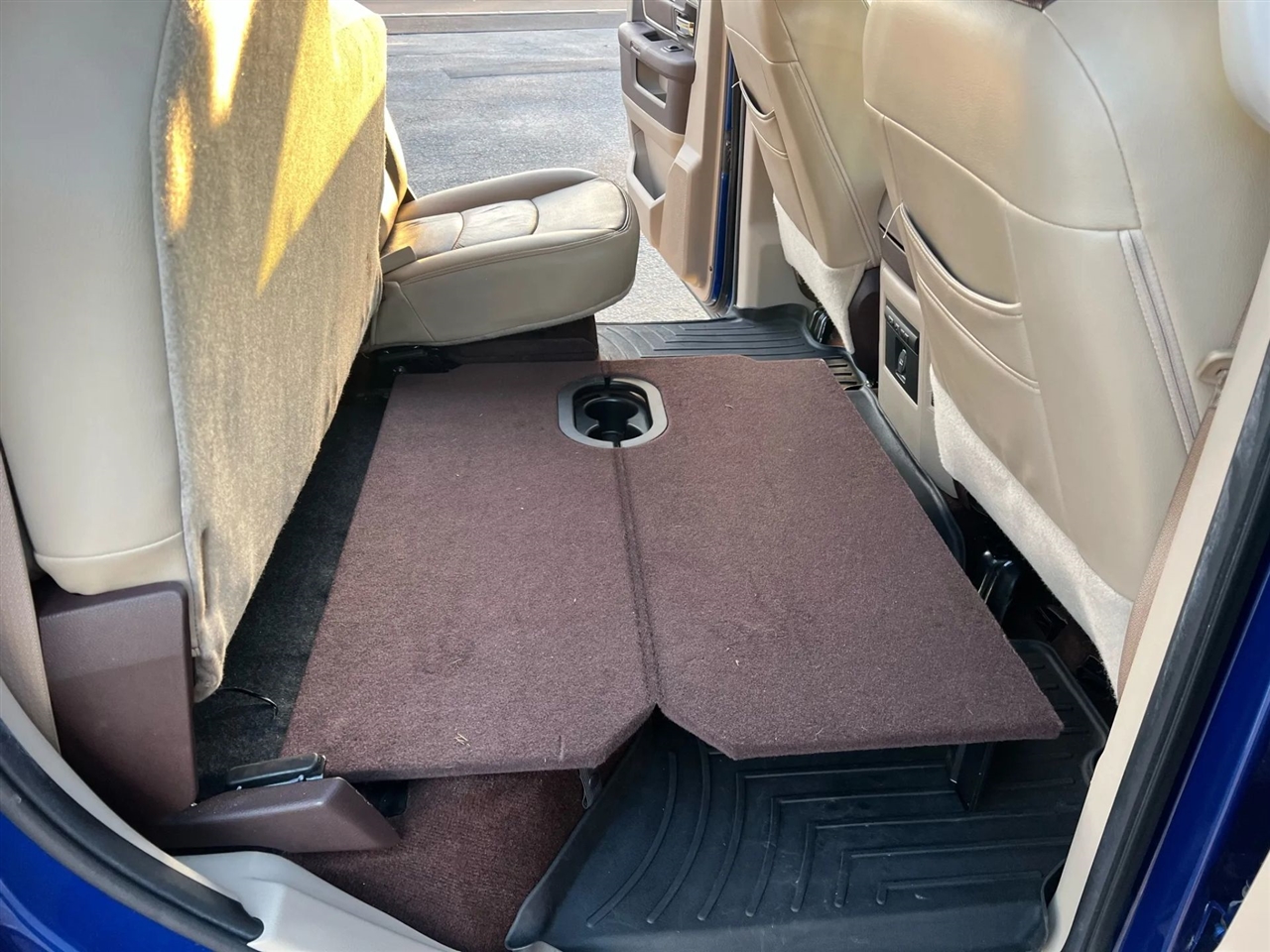 RAM 1500 SLT Crew Cab SWB 2WD 2016