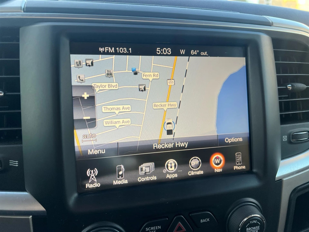 RAM 1500 SLT Crew Cab SWB 2WD 2016