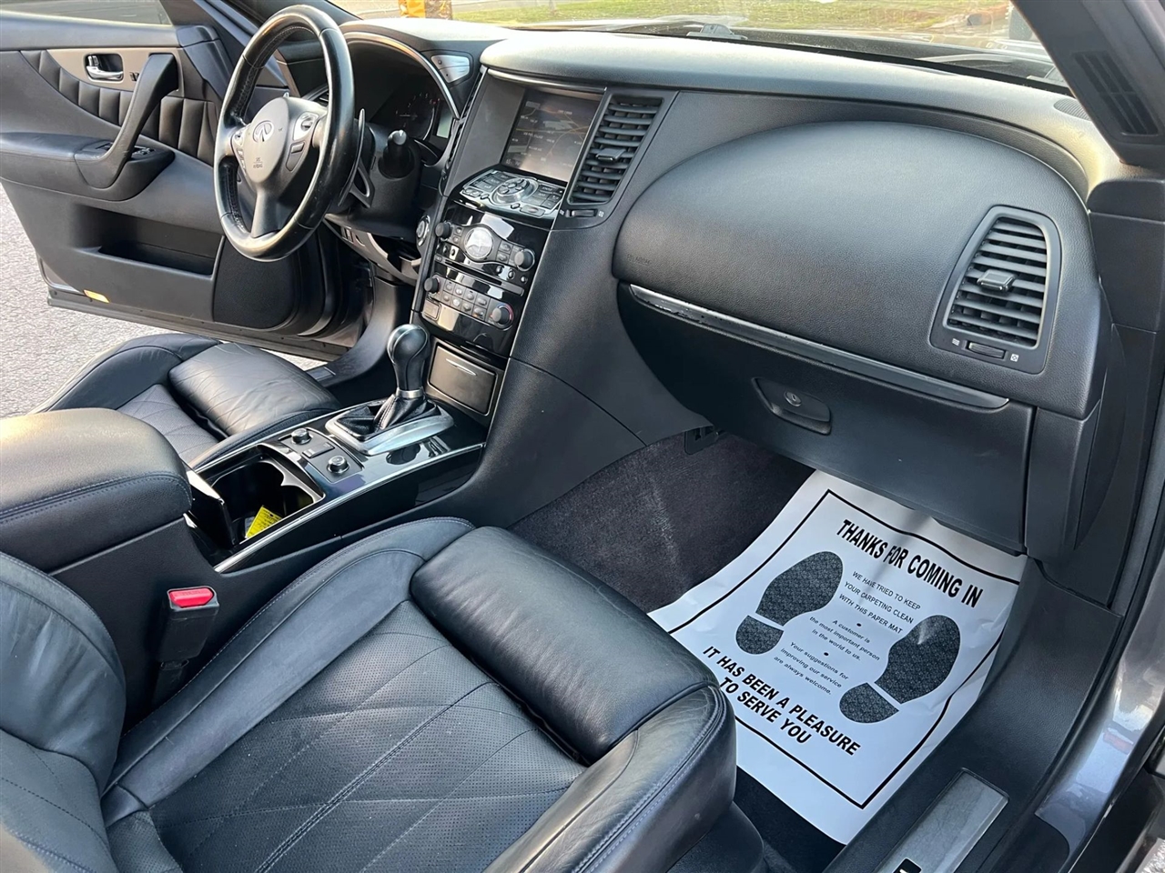 Infiniti QX70 Base 2016