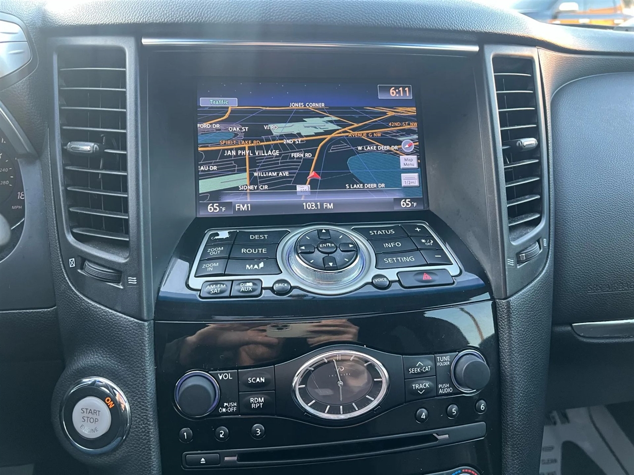 Infiniti QX70 Base 2016