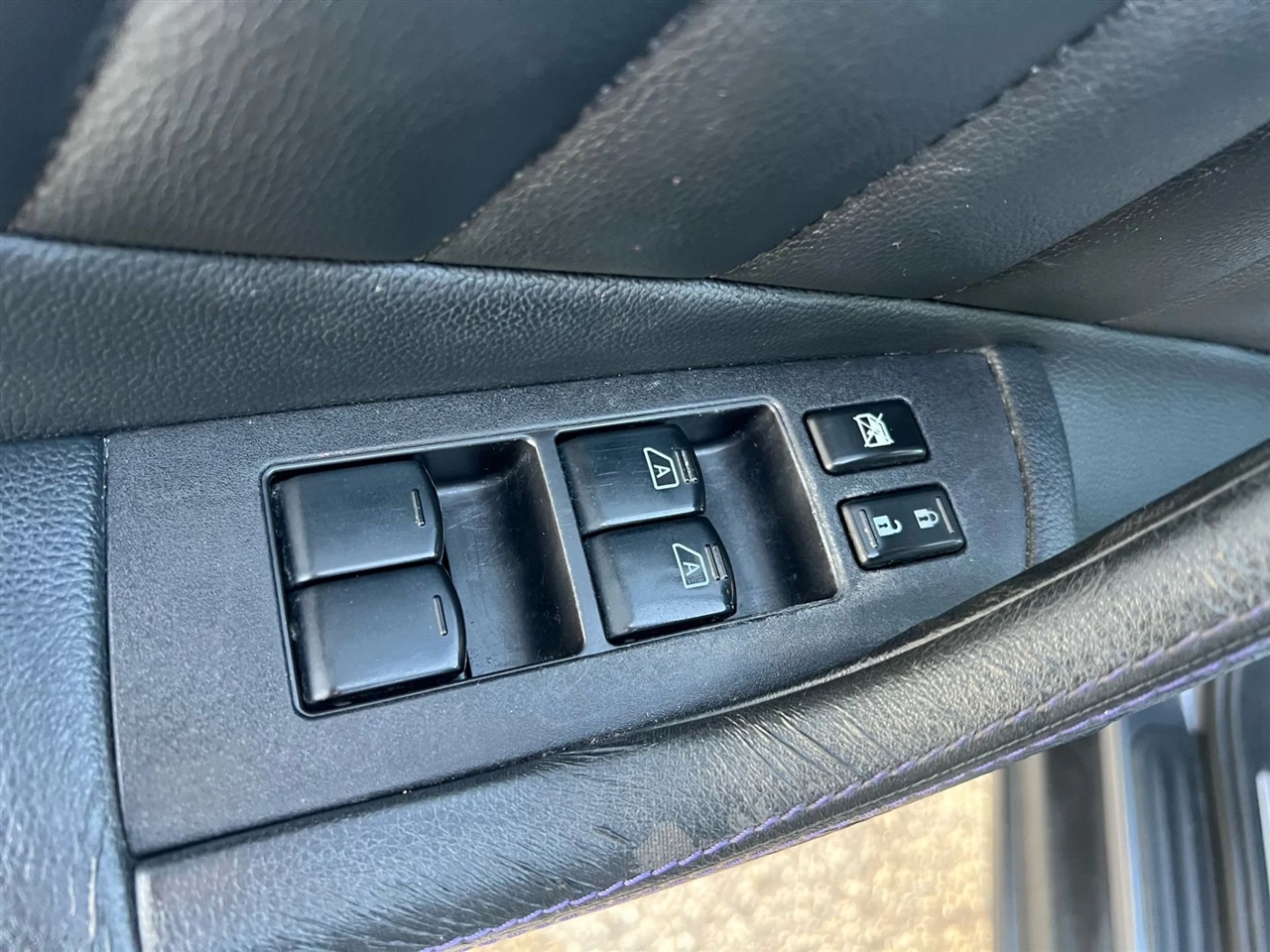 Infiniti QX70 Base 2016