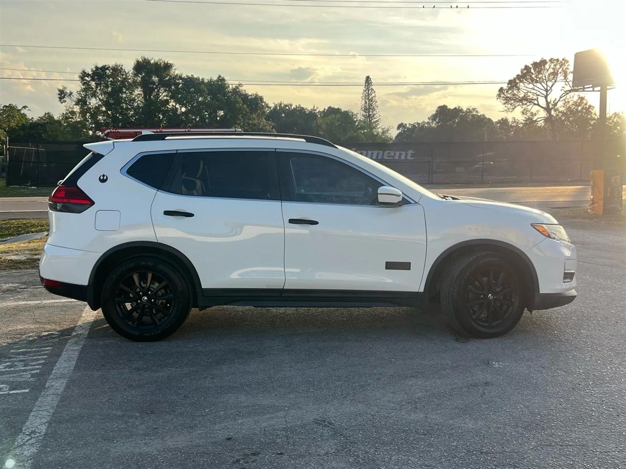 Nissan Rogue SV 2WD 2017