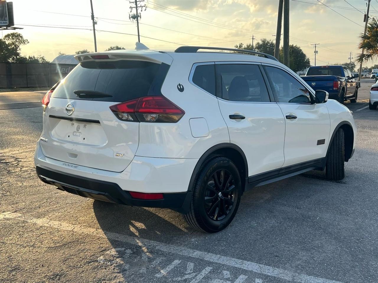 Nissan Rogue SV 2WD 2017