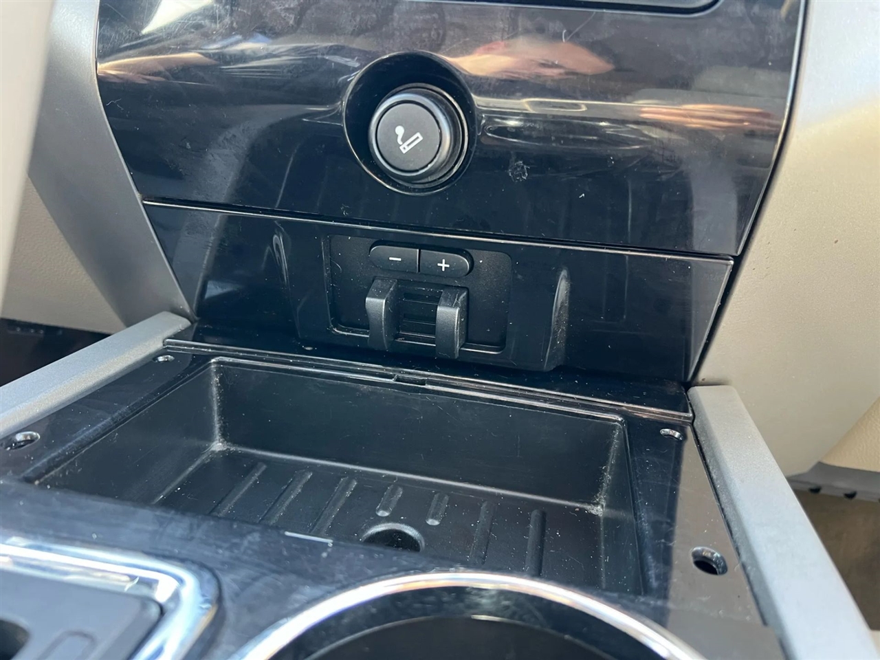 Ford Expedition Limited 2WD 2013