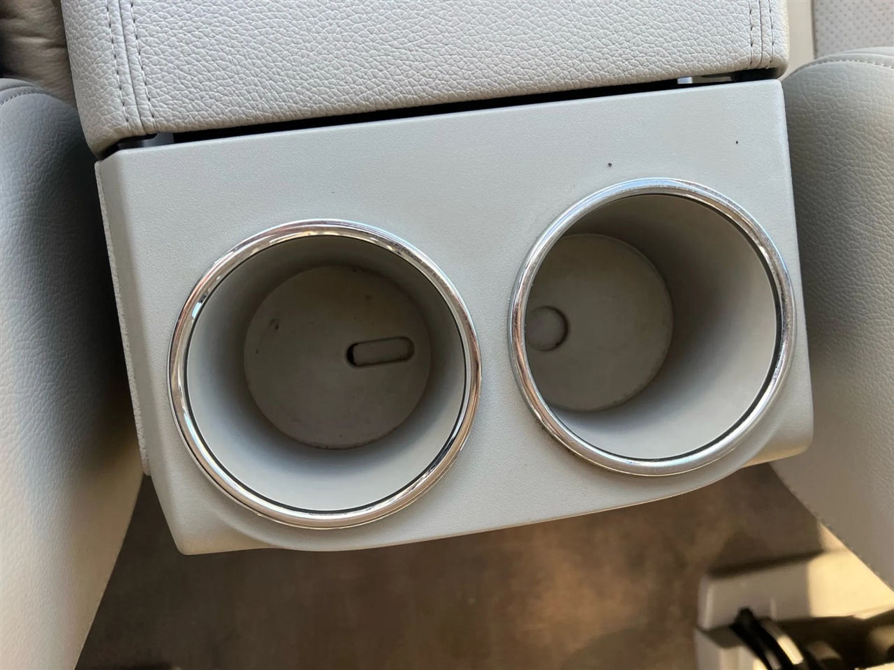 Ford Expedition Limited 2WD 2013