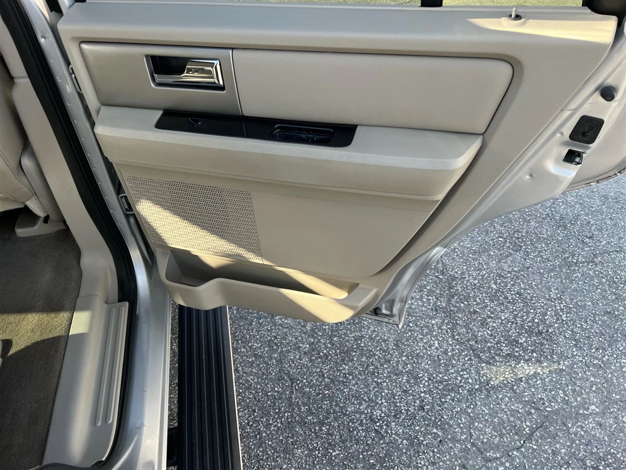 Ford Expedition Limited 2WD 2013