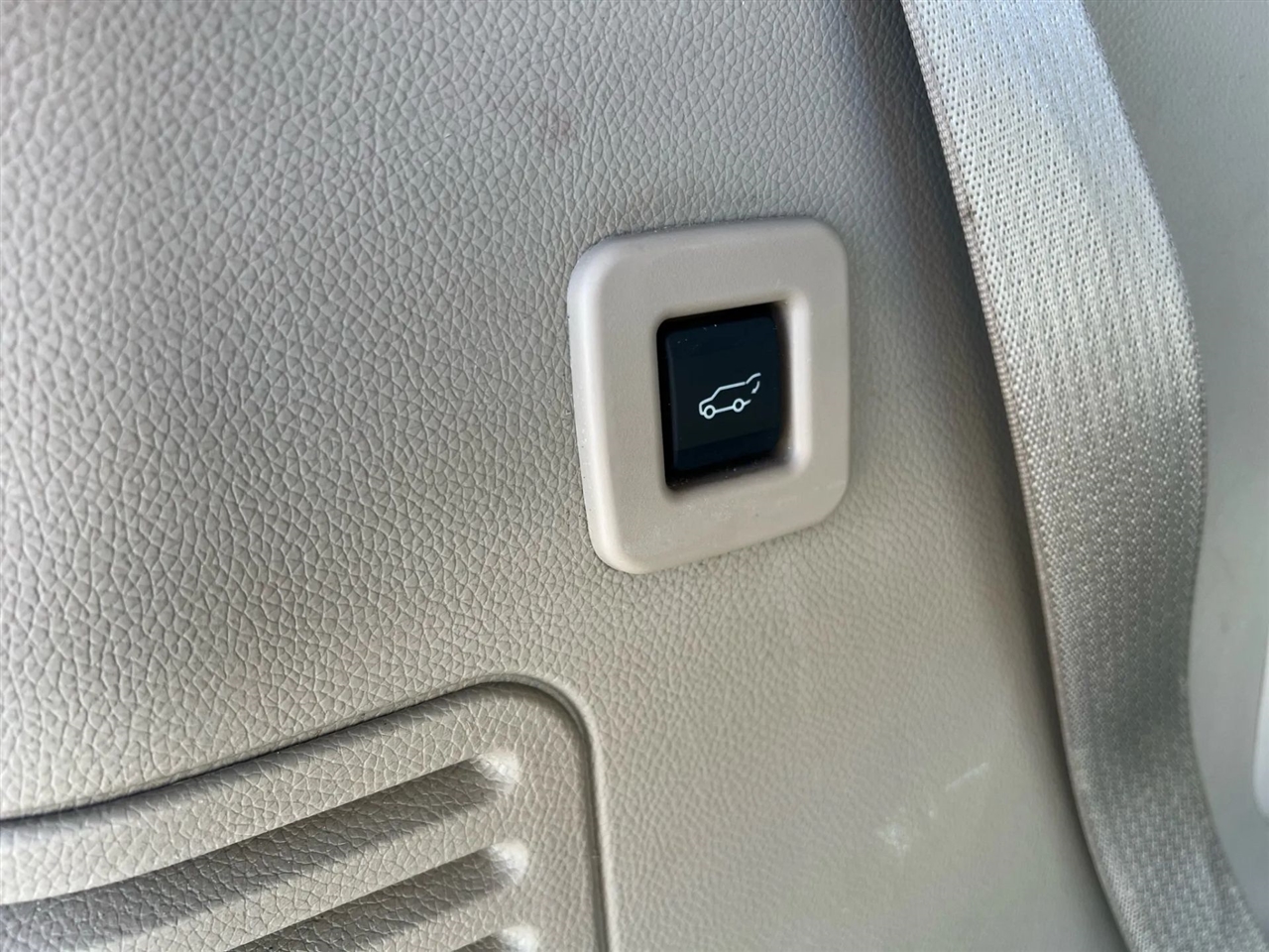 Ford Expedition Limited 2WD 2013