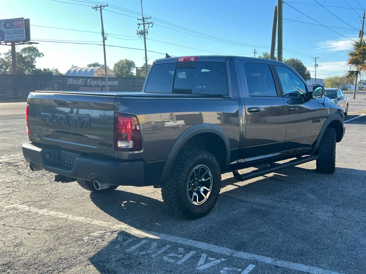 RAM 1500 Rebel Crew Cab SWB 4WD 2016