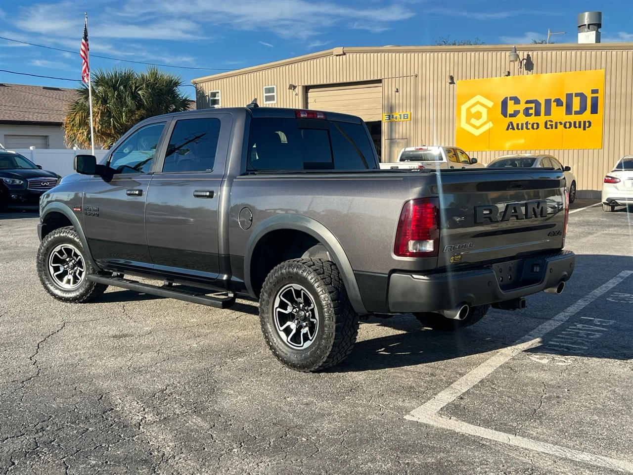 RAM 1500 Rebel Crew Cab SWB 4WD 2016