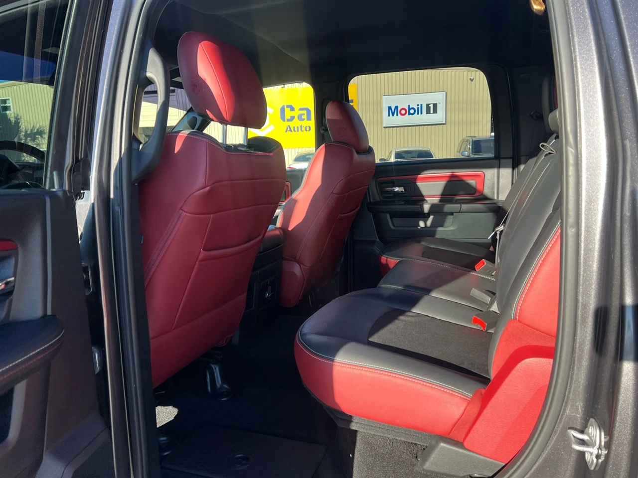 RAM 1500 Rebel Crew Cab SWB 4WD 2016