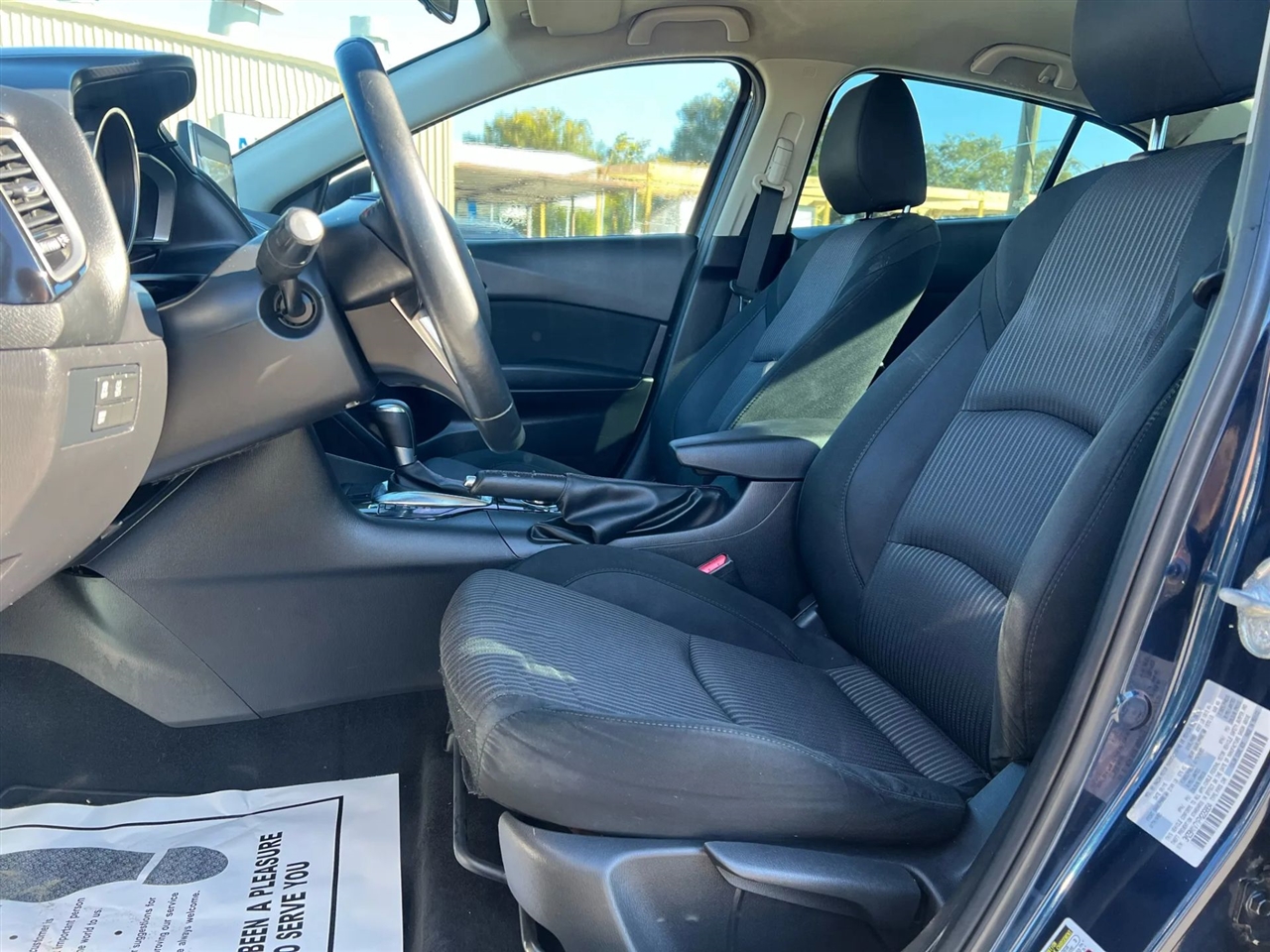 Mazda MAZDA3 i Touring AT 4-Door 2015